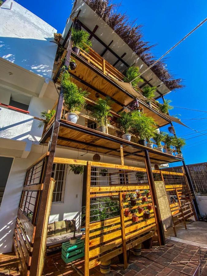 Shaka House Hotel ปูแอร์โตเอสกอนดิโด ภายนอก รูปภาพ