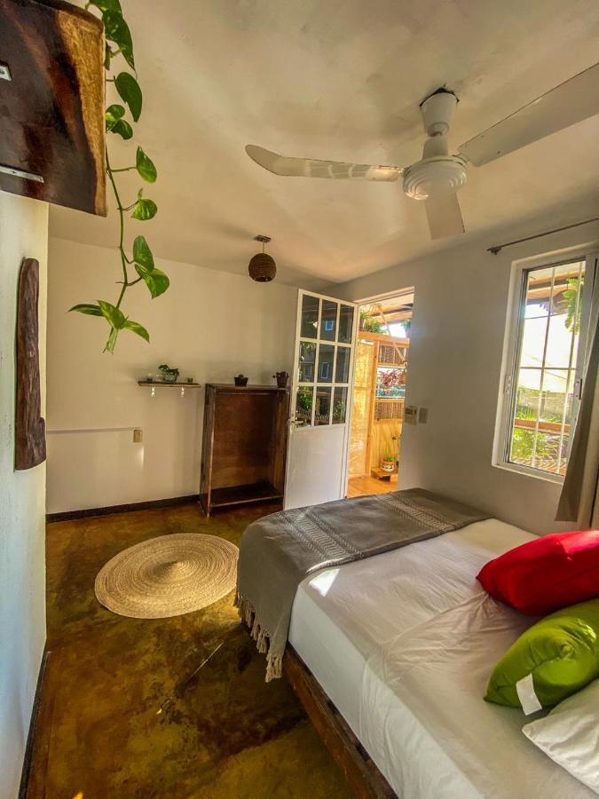 Shaka House Hotel ปูแอร์โตเอสกอนดิโด ภายนอก รูปภาพ